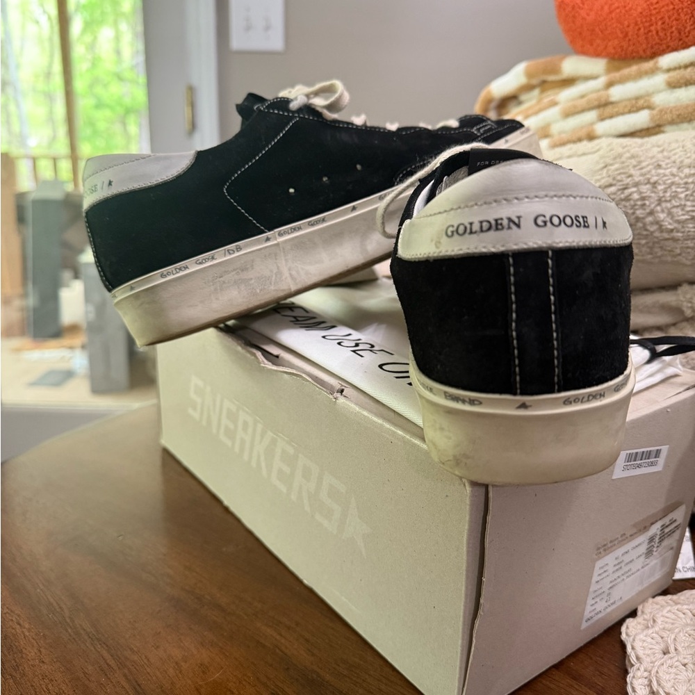 Golden Goose Black Suede Sneakers with Leather Star - Picture 8 of 11